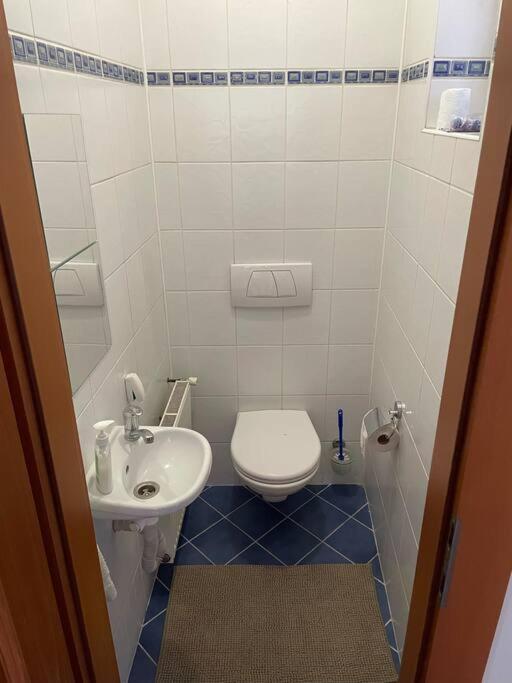 Apartman Obchodna Bratislava Luaran gambar